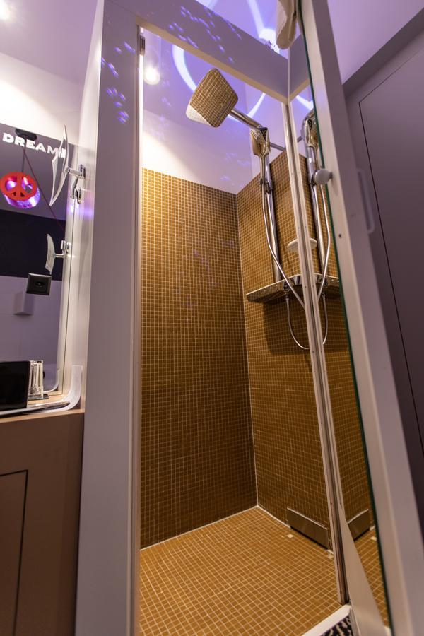 Ibis Styles Lausanne Center Madhouse Exterior photo